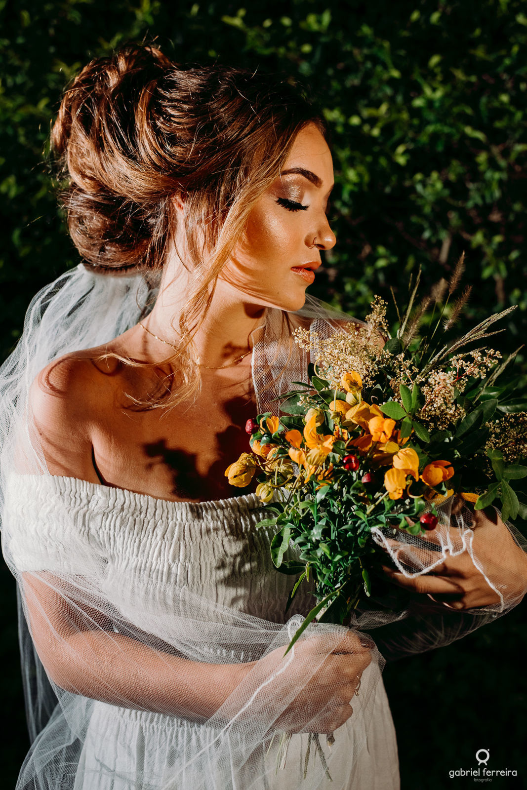 Foto Tendência de Make e Cabelo para Noivas - Imagem 3