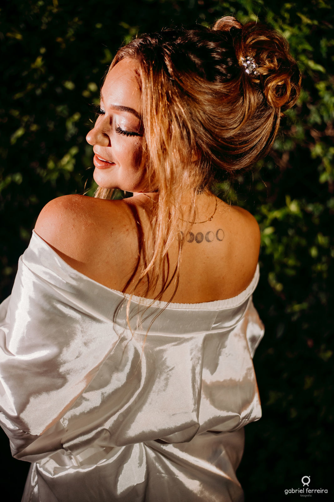 Foto Tendência de Make e Cabelo para Noivas - Imagem 4